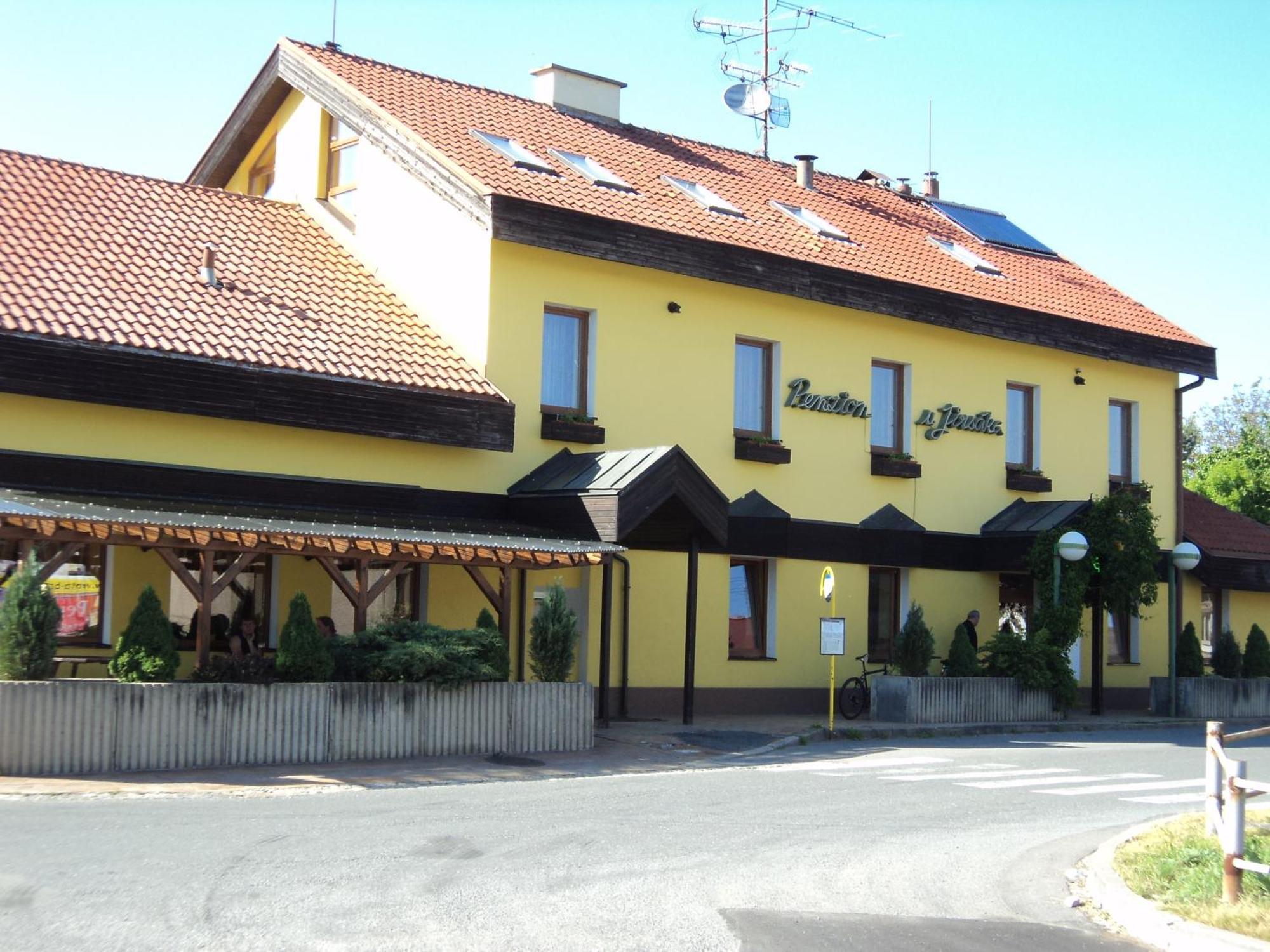 Vikýřovice Penzion U Jirsaka מראה חיצוני תמונה