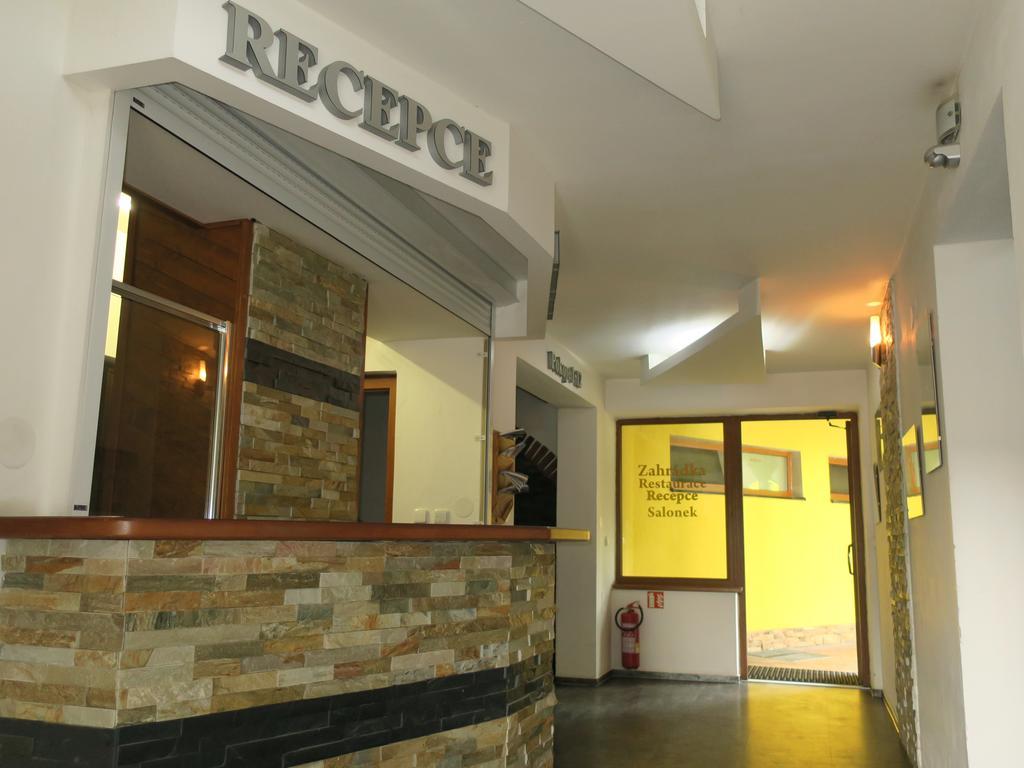 Vikýřovice Penzion U Jirsaka מראה חיצוני תמונה